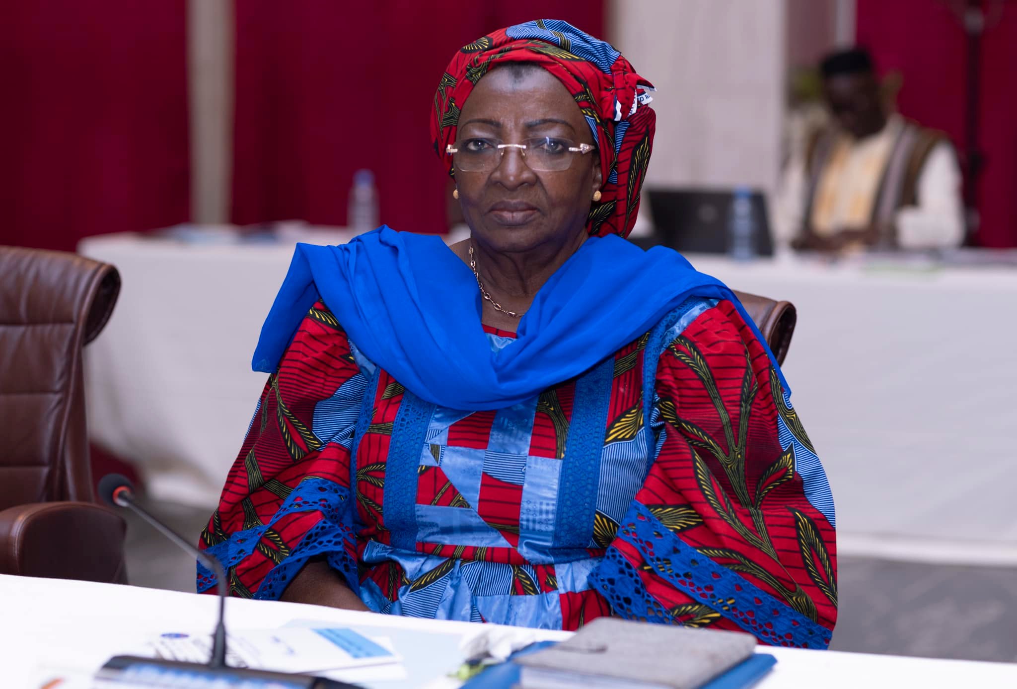 Décorations de la nation : Le cas Bintou CAMARA fait polémique